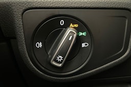 met. harmaa Volkswagen Golf Sportsvan 2014 kuva 18.