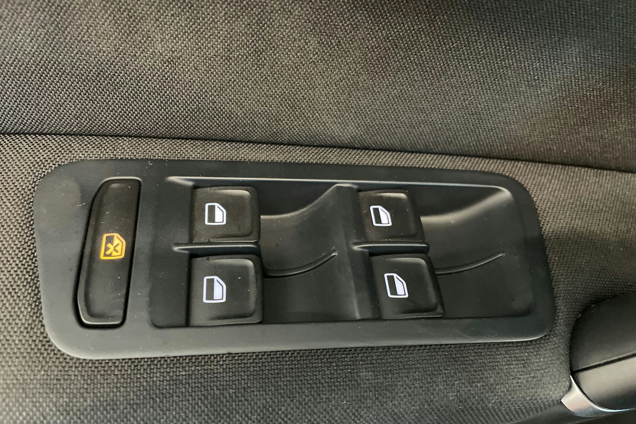 met. harmaa Volkswagen Golf Sportsvan 2014 kuva 24.