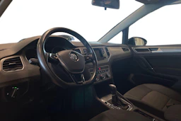 musta Volkswagen Golf Sportsvan 2015 kuva 6.