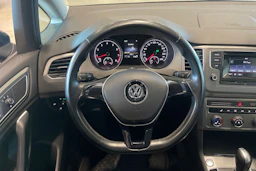 musta Volkswagen Golf Sportsvan 2015 kuva 11.