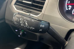 musta Volkswagen Golf Sportsvan 2015 kuva 12.