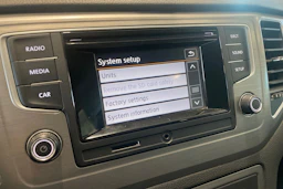 musta Volkswagen Golf Sportsvan 2015 kuva 19.