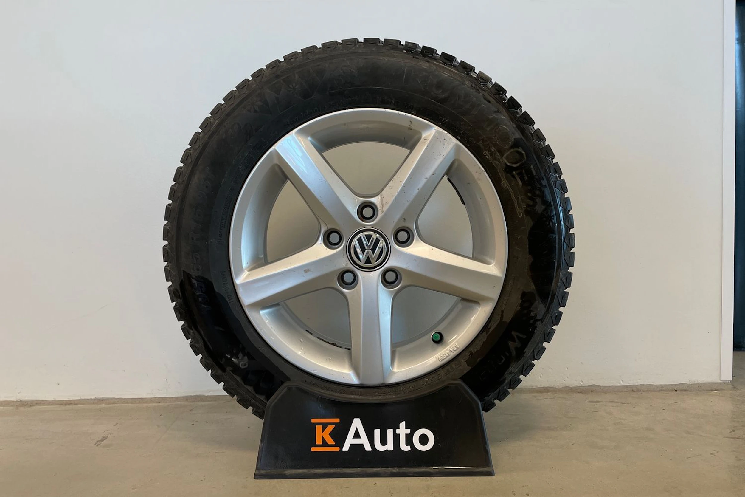 musta Volkswagen Golf Sportsvan 2015 kuva 24.