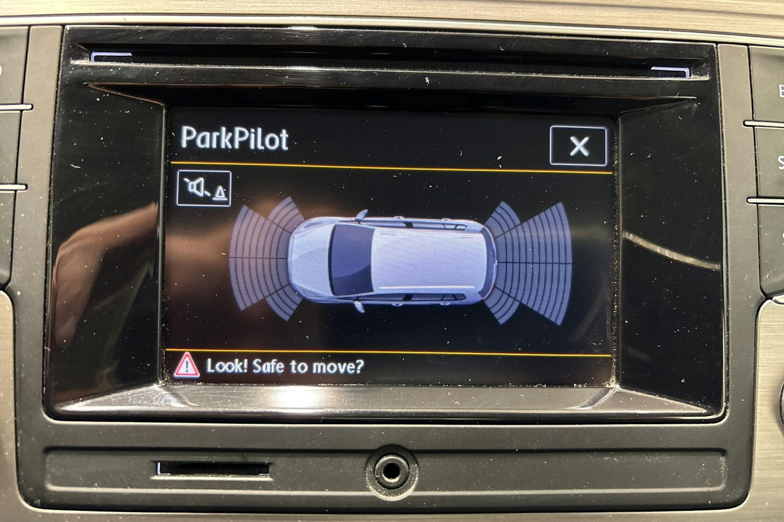 harmaa Volkswagen Golf Sportsvan 2014 kuva 22.