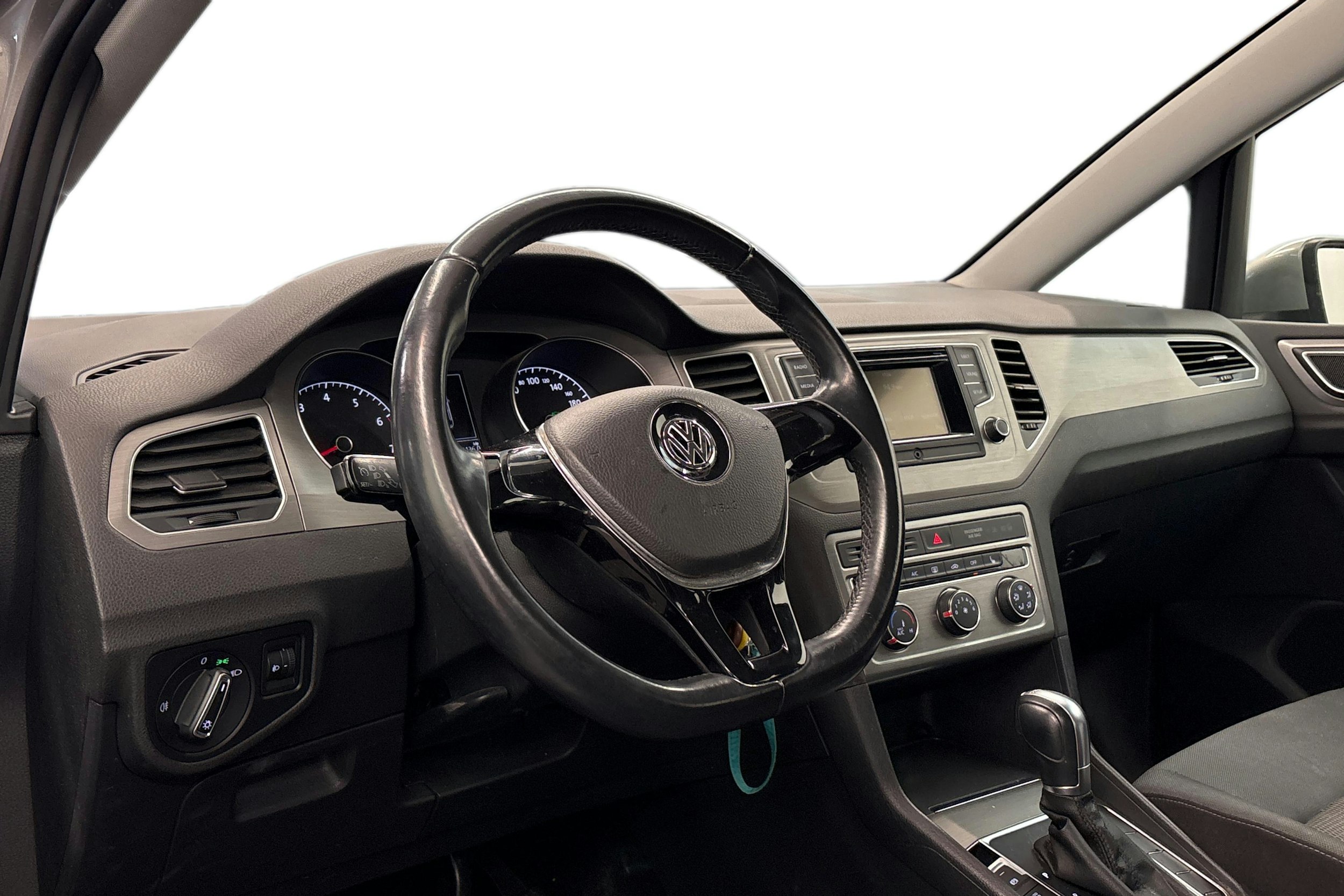 harmaa Volkswagen Golf Sportsvan 2014 kuva 3.