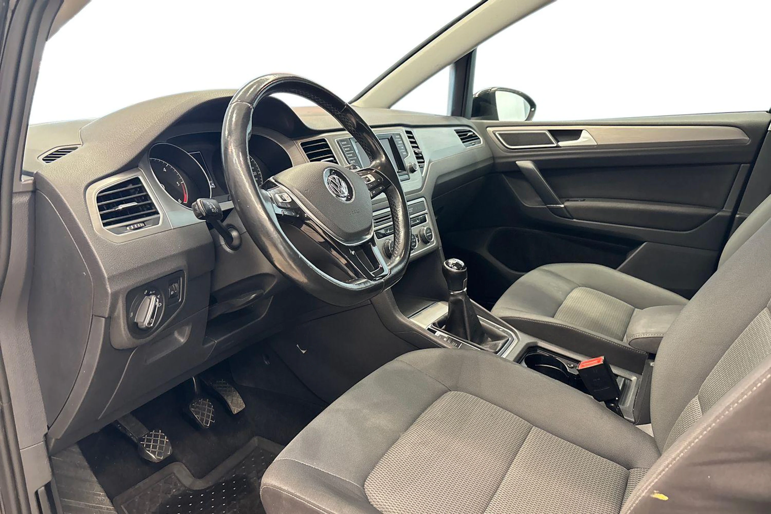 musta Volkswagen Golf Sportsvan 2014 kuva 6.