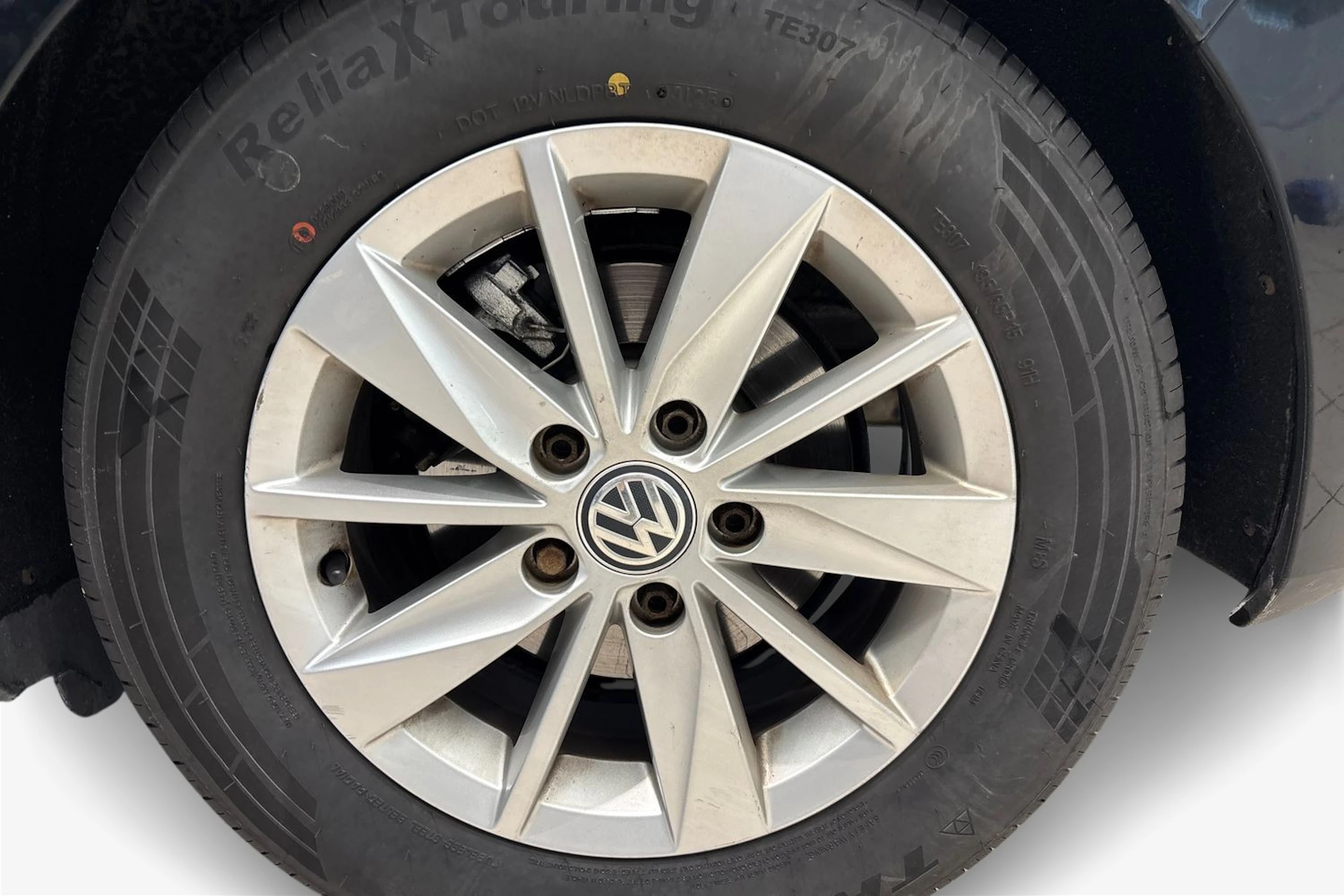 musta Volkswagen Golf Sportsvan 2014 kuva 9.
