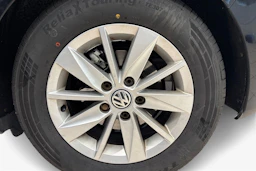 musta Volkswagen Golf Sportsvan 2014 kuva 9.