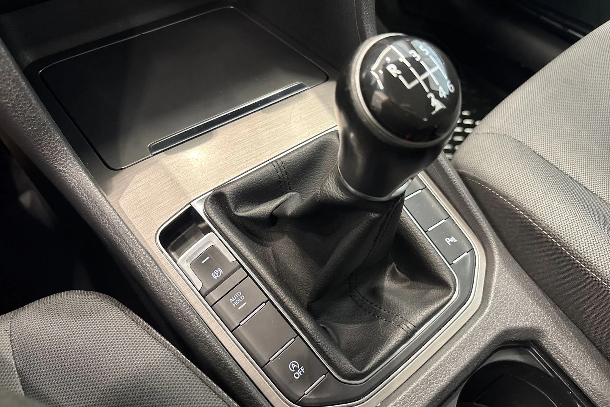 musta Volkswagen Golf Sportsvan 2014 kuva 23.