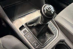 musta Volkswagen Golf Sportsvan 2014 kuva 23.