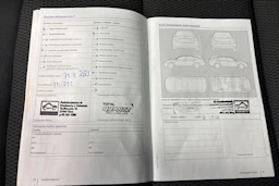 musta Volkswagen Golf Sportsvan 2014 kuva 29.