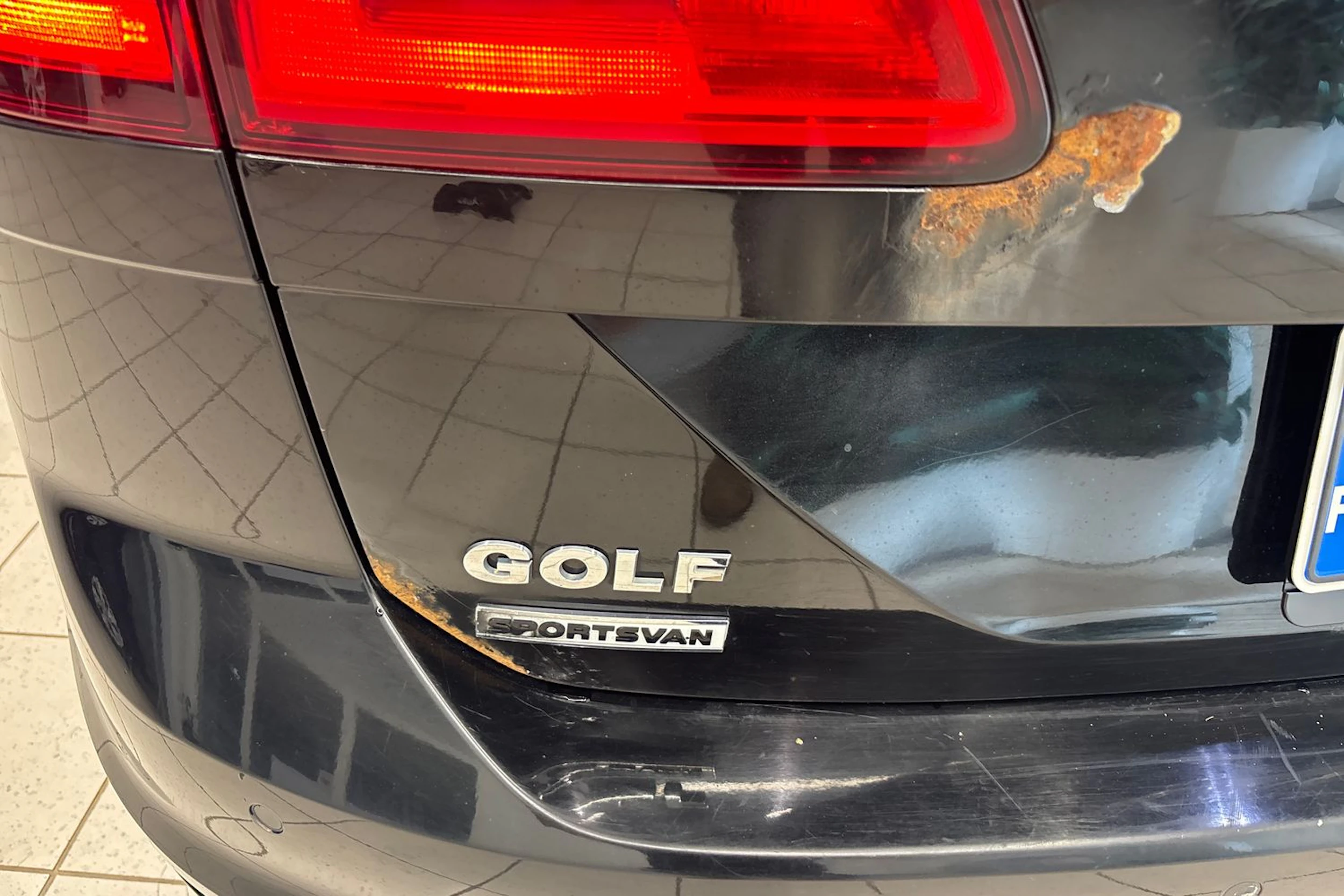 musta Volkswagen Golf Sportsvan 2014 kuva 37.