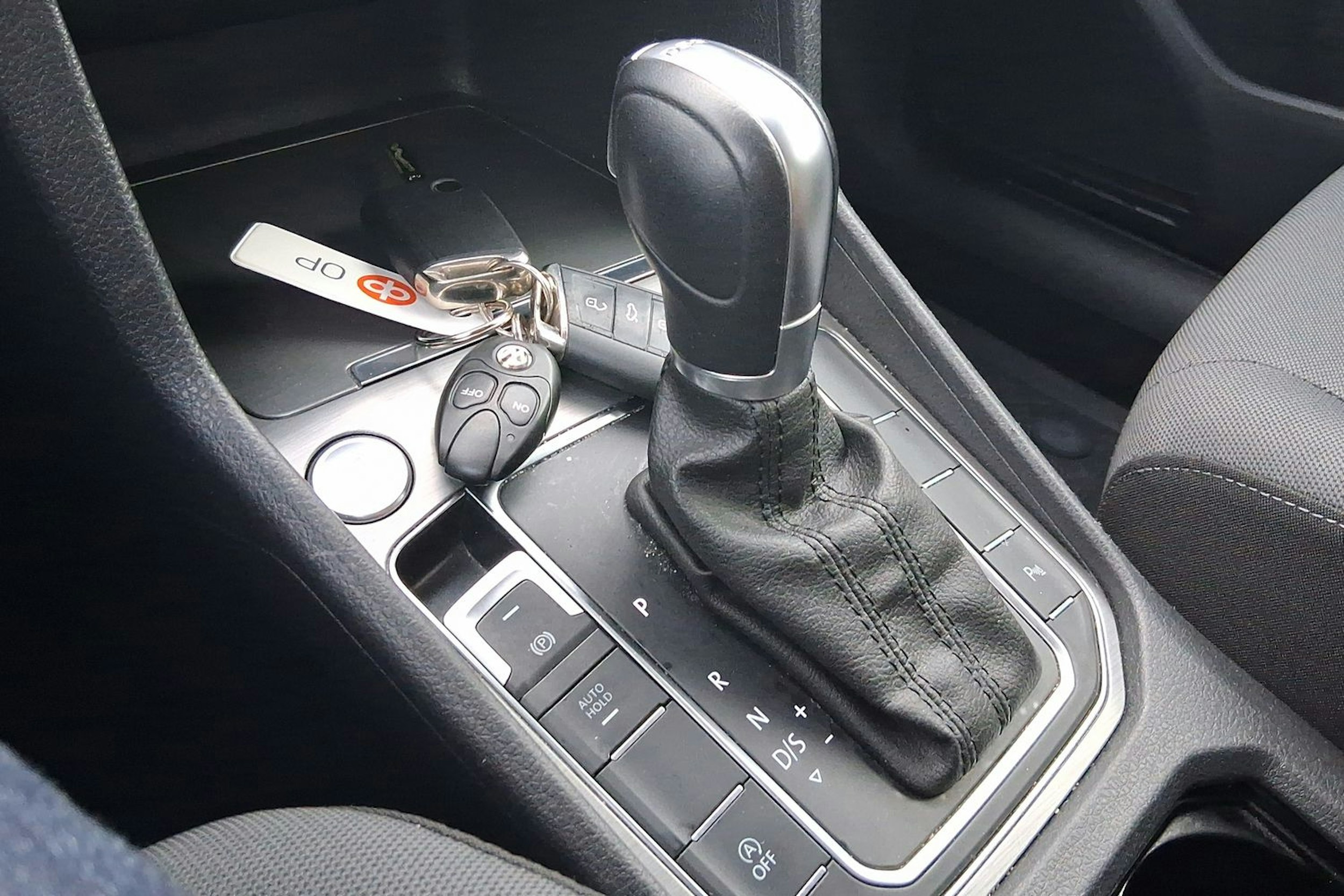 ruskea (beige) Volkswagen Golf Sportsvan 2014 kuva 18.