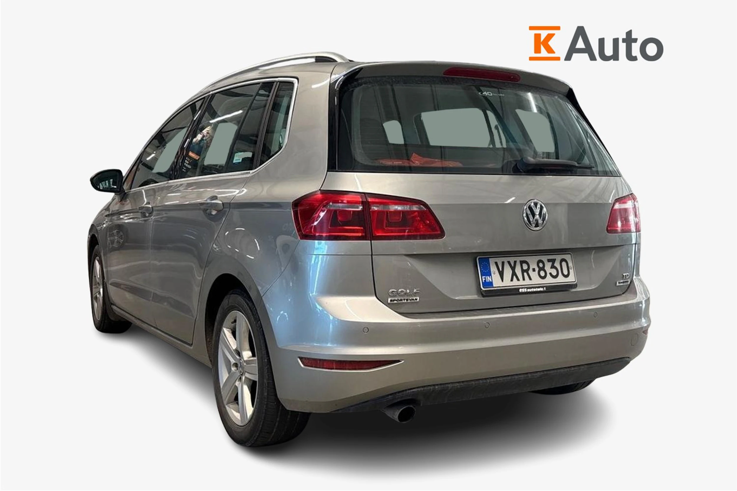harmaa Volkswagen Golf Sportsvan 2014 kuva 2.