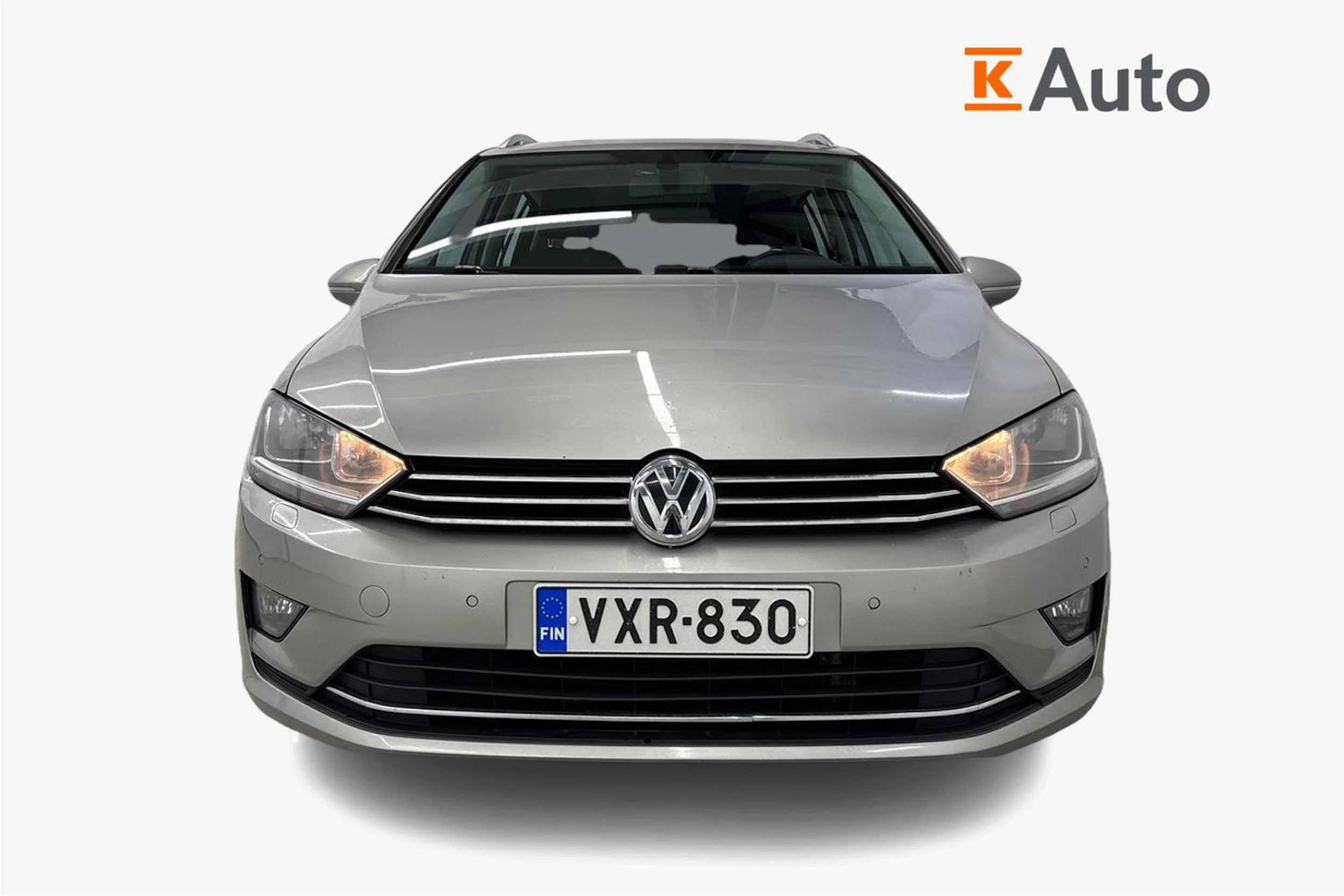 harmaa Volkswagen Golf Sportsvan 2014 kuva 4.