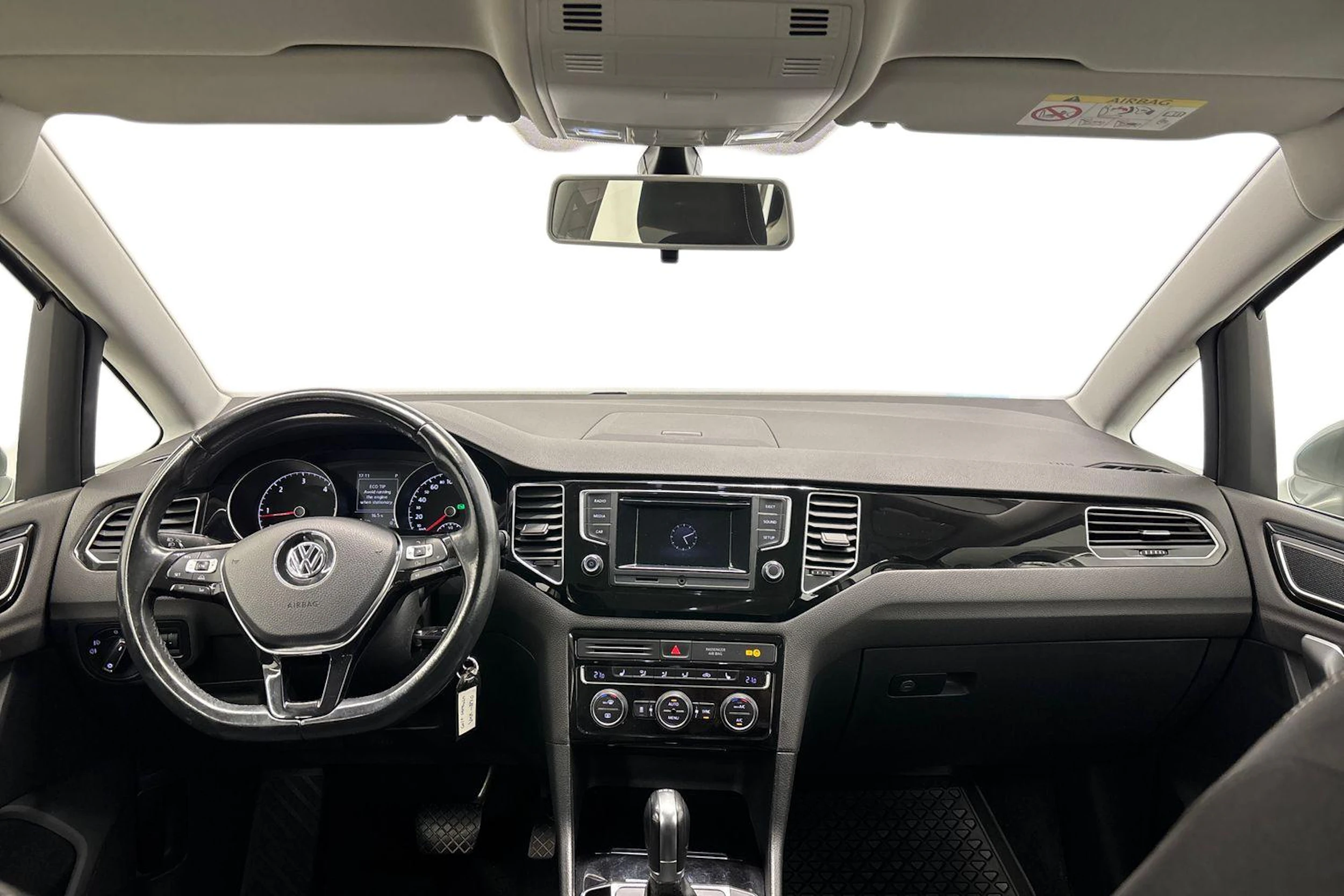 harmaa Volkswagen Golf Sportsvan 2014 kuva 7.