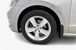 harmaa Volkswagen Golf Sportsvan 2014 kuva 9.
