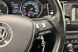 harmaa Volkswagen Golf Sportsvan 2014 kuva 13.