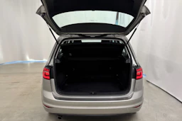 harmaa Volkswagen Golf Sportsvan 2014 kuva 17.