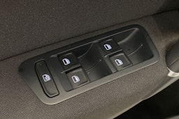 Hopea Volkswagen GOLF SPORTSVAN 2015 kuva 11.