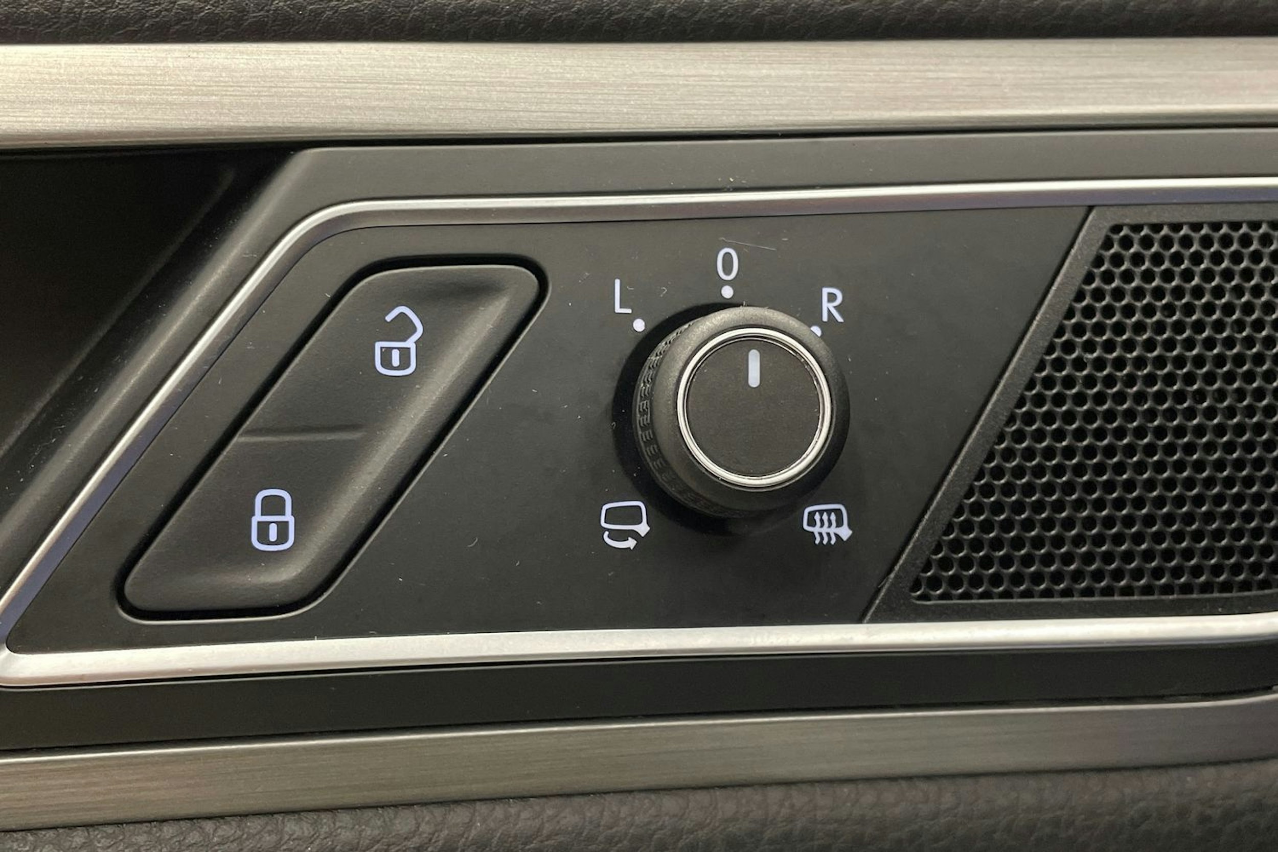 Hopea Volkswagen GOLF SPORTSVAN 2015 kuva 12.