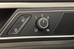 Hopea Volkswagen GOLF SPORTSVAN 2015 kuva 12.