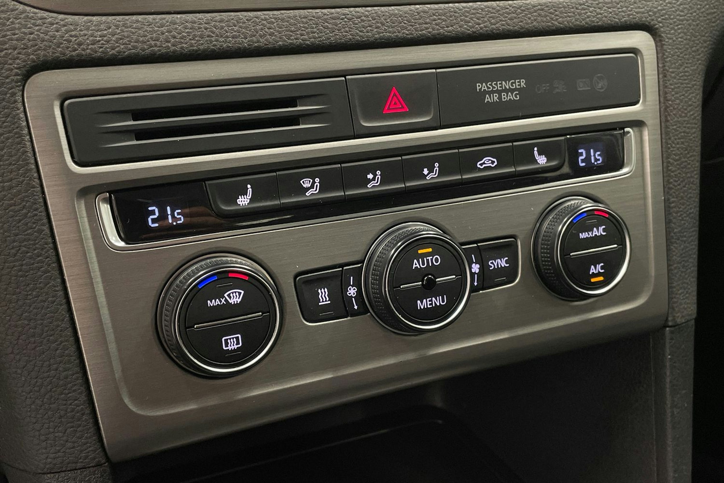Hopea Volkswagen GOLF SPORTSVAN 2015 kuva 17.