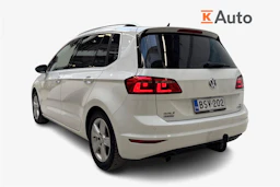 valkoinen Volkswagen Golf Sportsvan 2015 kuva 2.