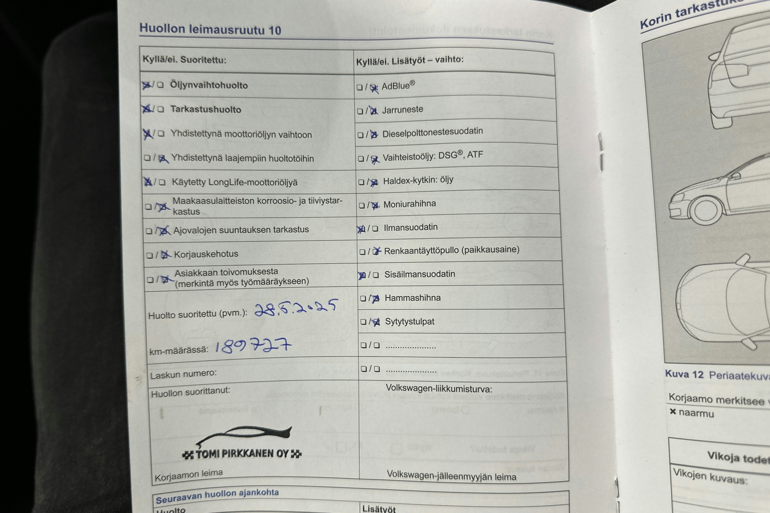 punainen Volkswagen Golf Sportsvan 2015 kuva 24.