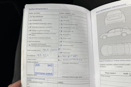 punainen Volkswagen Golf Sportsvan 2015 kuva 30.