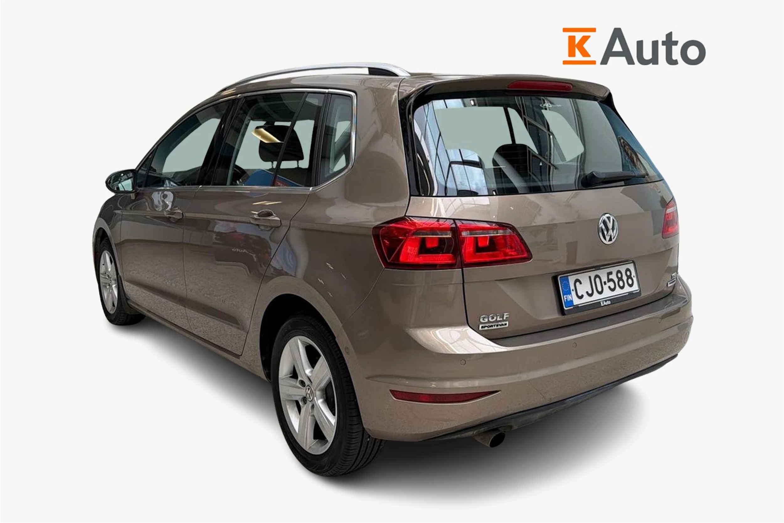 ruskea (beige) Volkswagen Golf Sportsvan 2015 kuva 2.