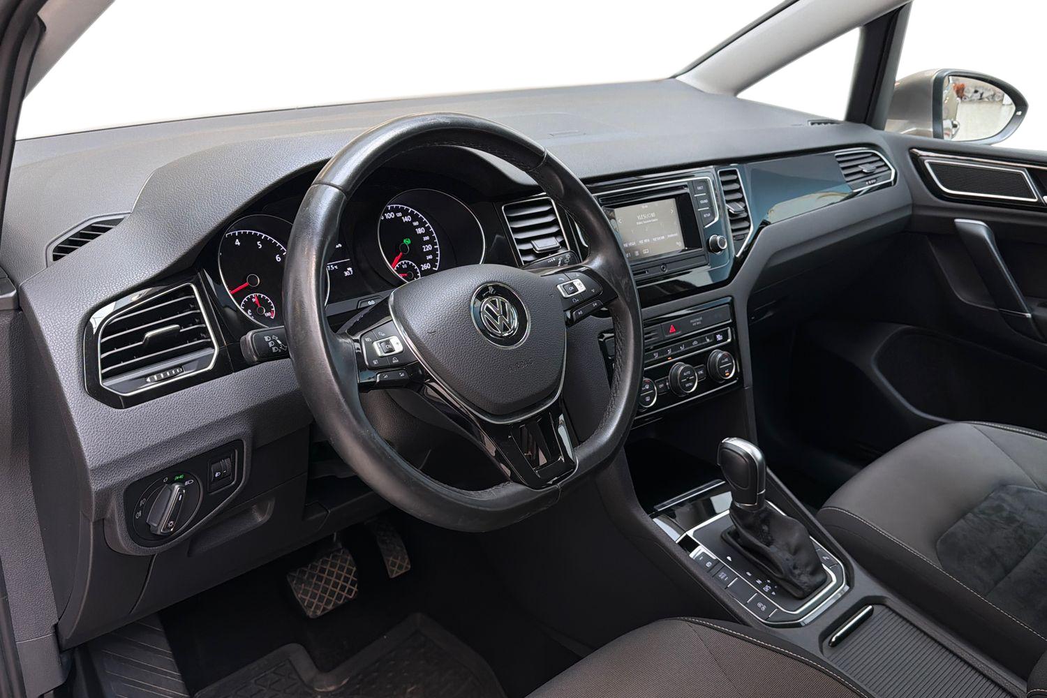 Volkswagen Golf Sportsvan 2015, kuva 6/23