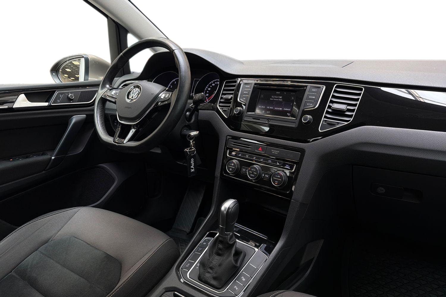 Volkswagen Golf Sportsvan 2015, kuva 7/23