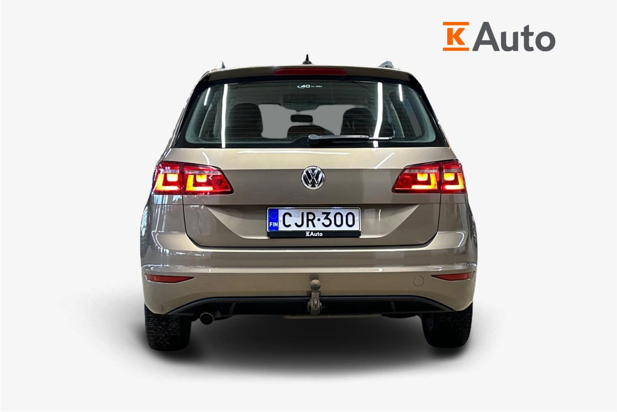 ruskea (beige) Volkswagen Golf Sportsvan 2015 kuva 4.