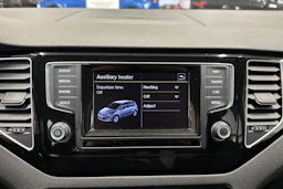 ruskea (beige) Volkswagen Golf Sportsvan 2015 kuva 19.