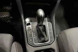 ruskea (beige) Volkswagen Golf Sportsvan 2015 kuva 22.