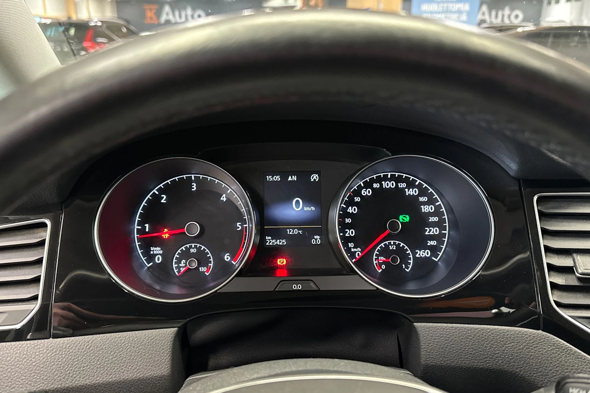 ruskea (beige) Volkswagen Golf Sportsvan 2015 kuva 24.