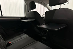 Harmaa Volkswagen Golf Sportsvan 2015 kuva 12.