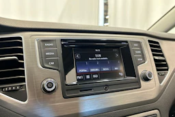 Harmaa Volkswagen Golf Sportsvan 2015 kuva 19.