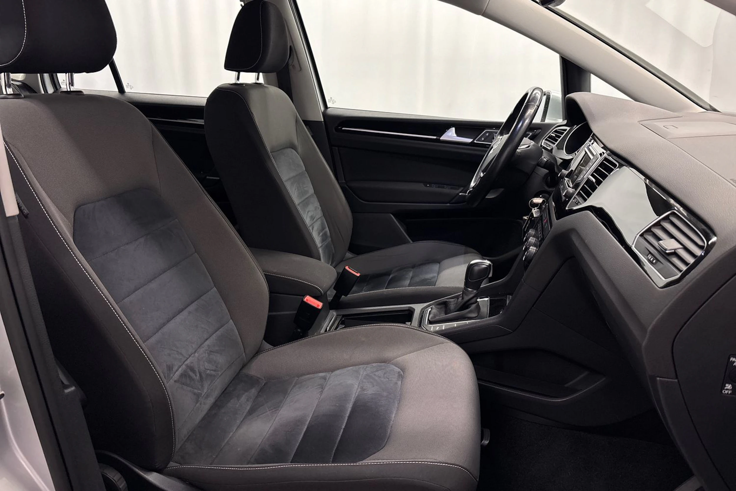 hopea Volkswagen Golf Sportsvan 2015 kuva 11.