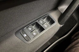 hopea Volkswagen Golf Sportsvan 2015 kuva 13.