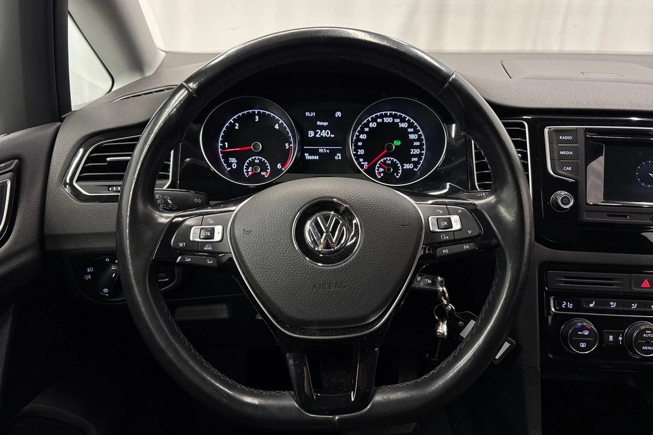 hopea Volkswagen Golf Sportsvan 2015 kuva 17.