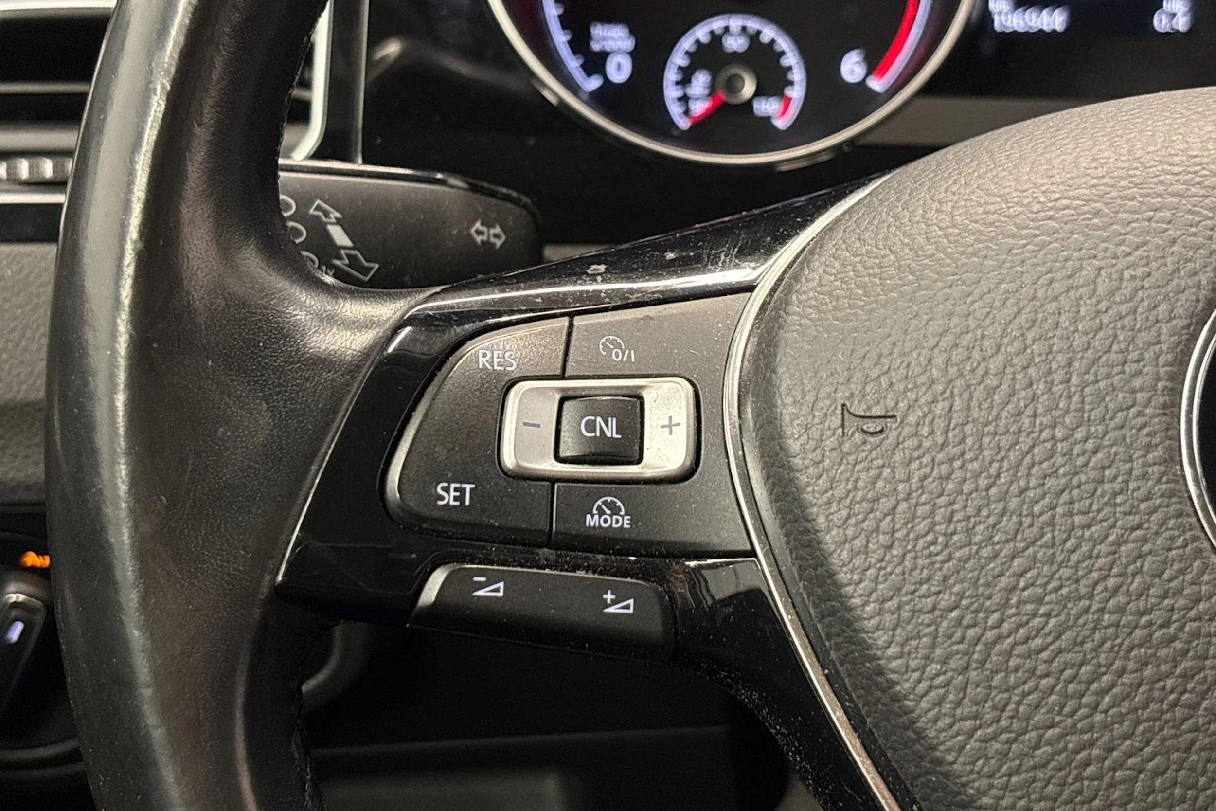 hopea Volkswagen Golf Sportsvan 2015 kuva 18.