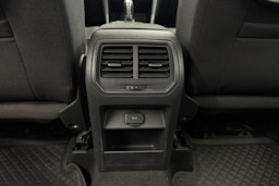 Harmaa Volkswagen GOLF SPORTSVAN 2015 kuva 29.