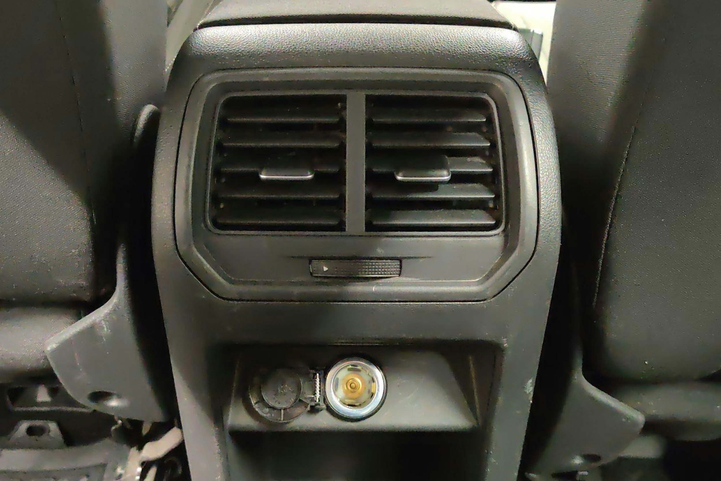 harmaa Volkswagen Golf Sportsvan 2015 kuva 23.
