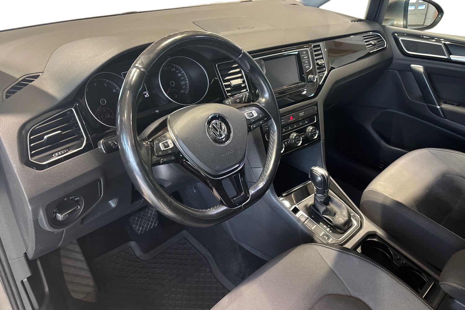 Volkswagen Golf Sportsvan 2015, kuva 6/24