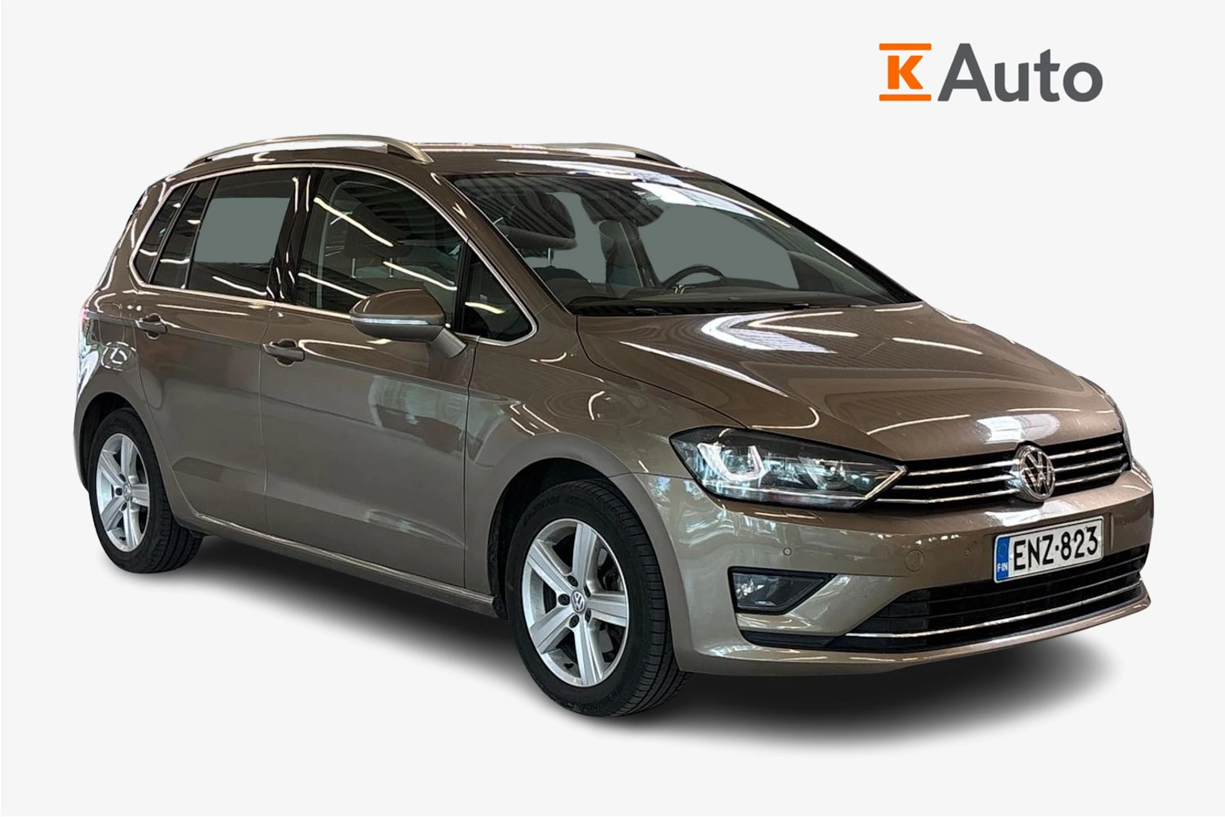 Ruskea (beige) Volkswagen GOLF SPORTSVAN 2015 kuva 1.