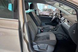 Ruskea (beige) Volkswagen GOLF SPORTSVAN 2015 kuva 18.