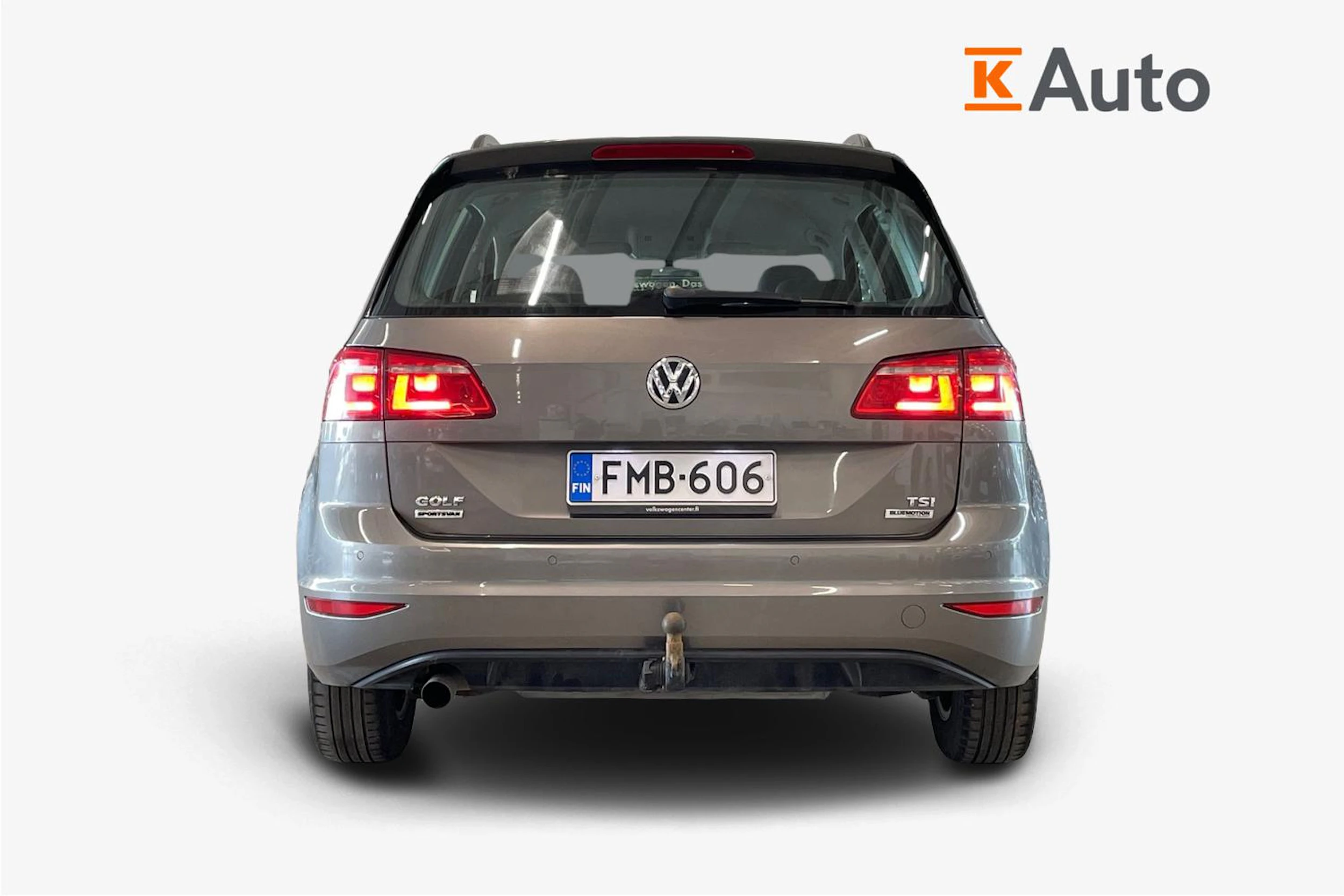 harmaa Volkswagen Golf Sportsvan 2015 kuva 3.