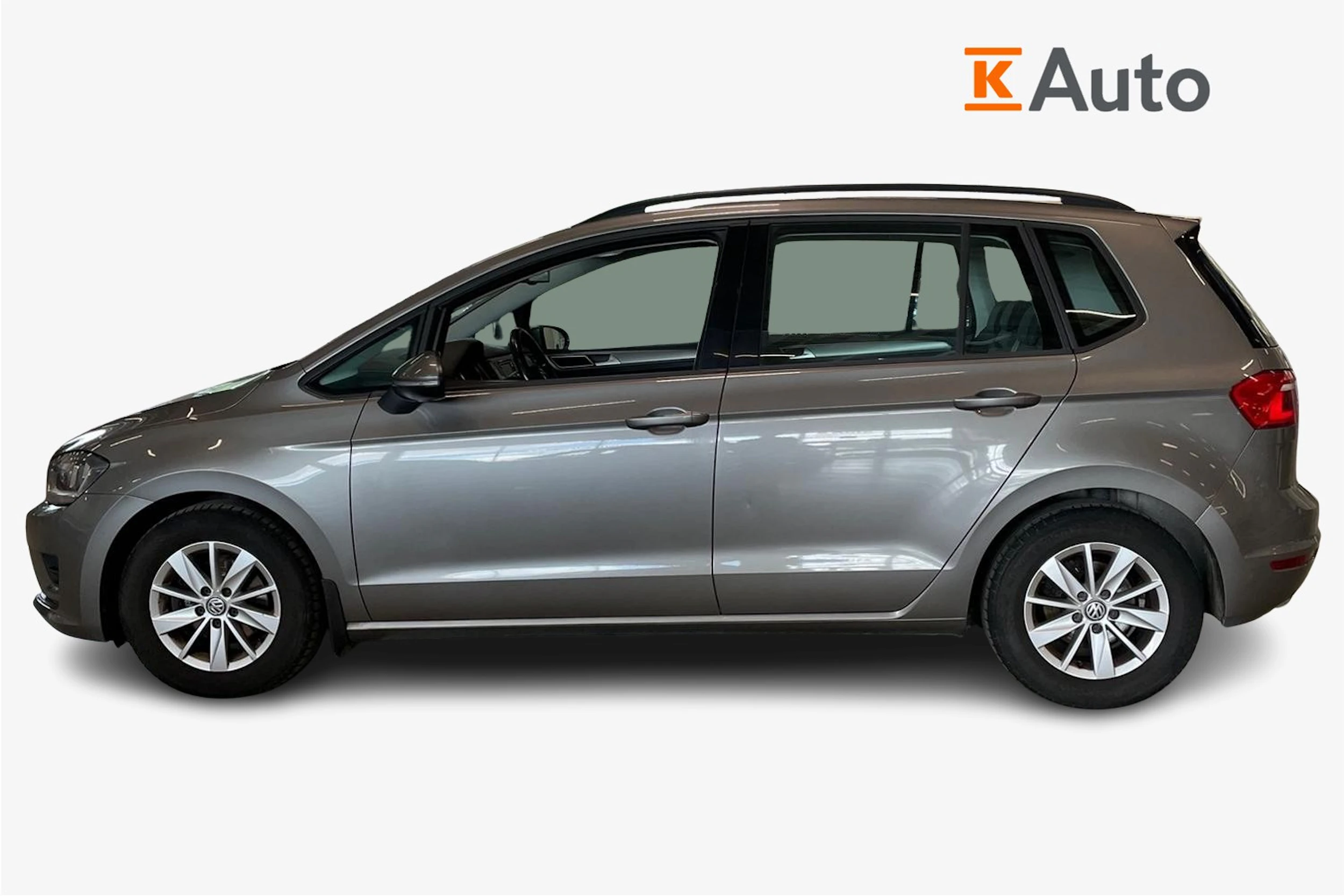 harmaa Volkswagen Golf Sportsvan 2015 kuva 5.